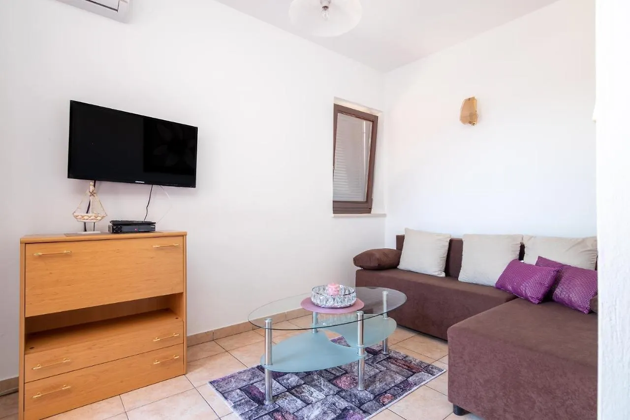 Apartment Slavica With Private Balcony And Parking Lot Punat Croatia